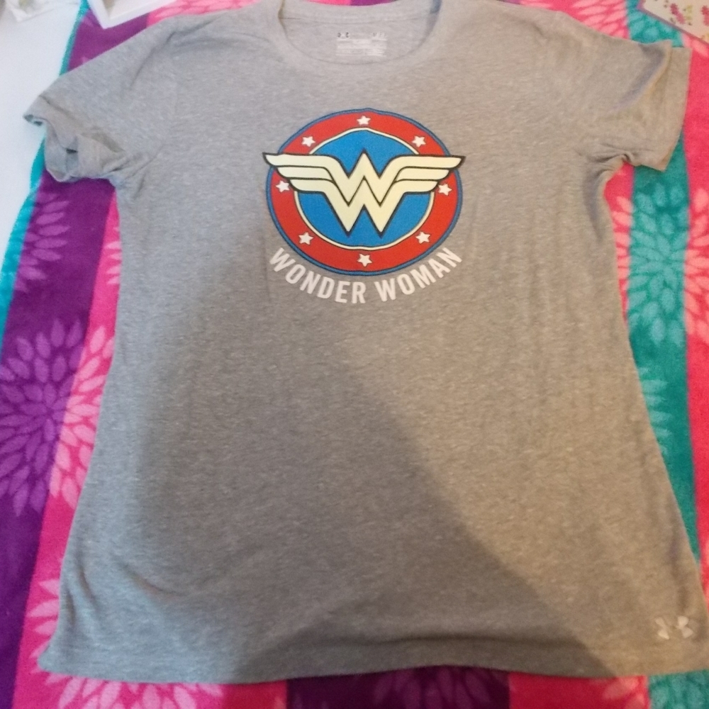 Under Armour. D C Comics tshirt
